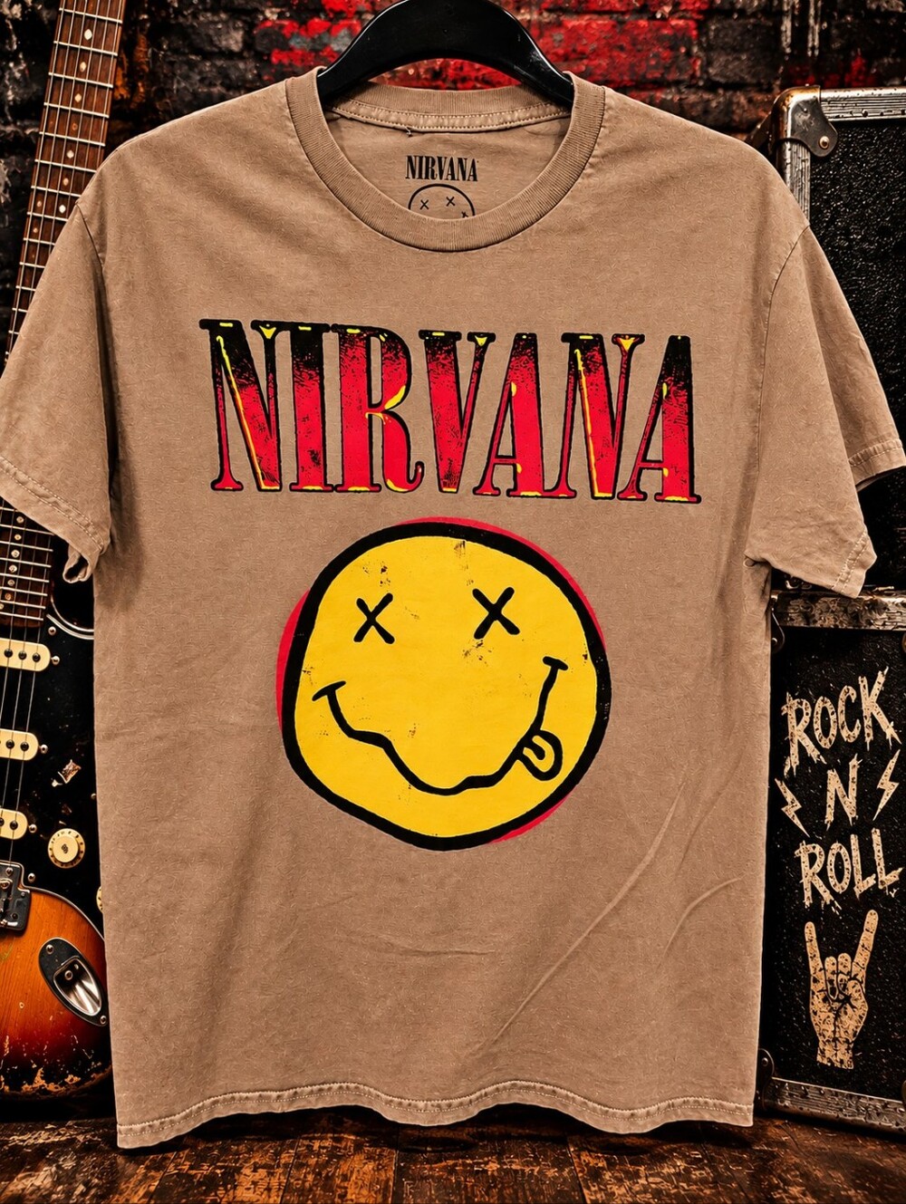 NIRVANA Short-Sleeve Tee with Yellow Smiley Medium NEW